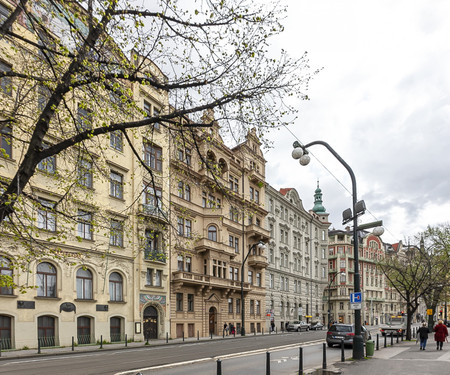 Spacious apartment with Prague castle view