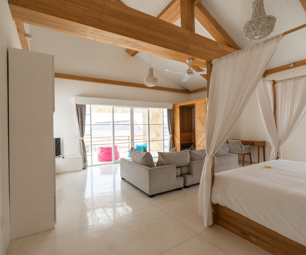 Luxury Ocean Front Private Pool  5 BDR Nalas Villa