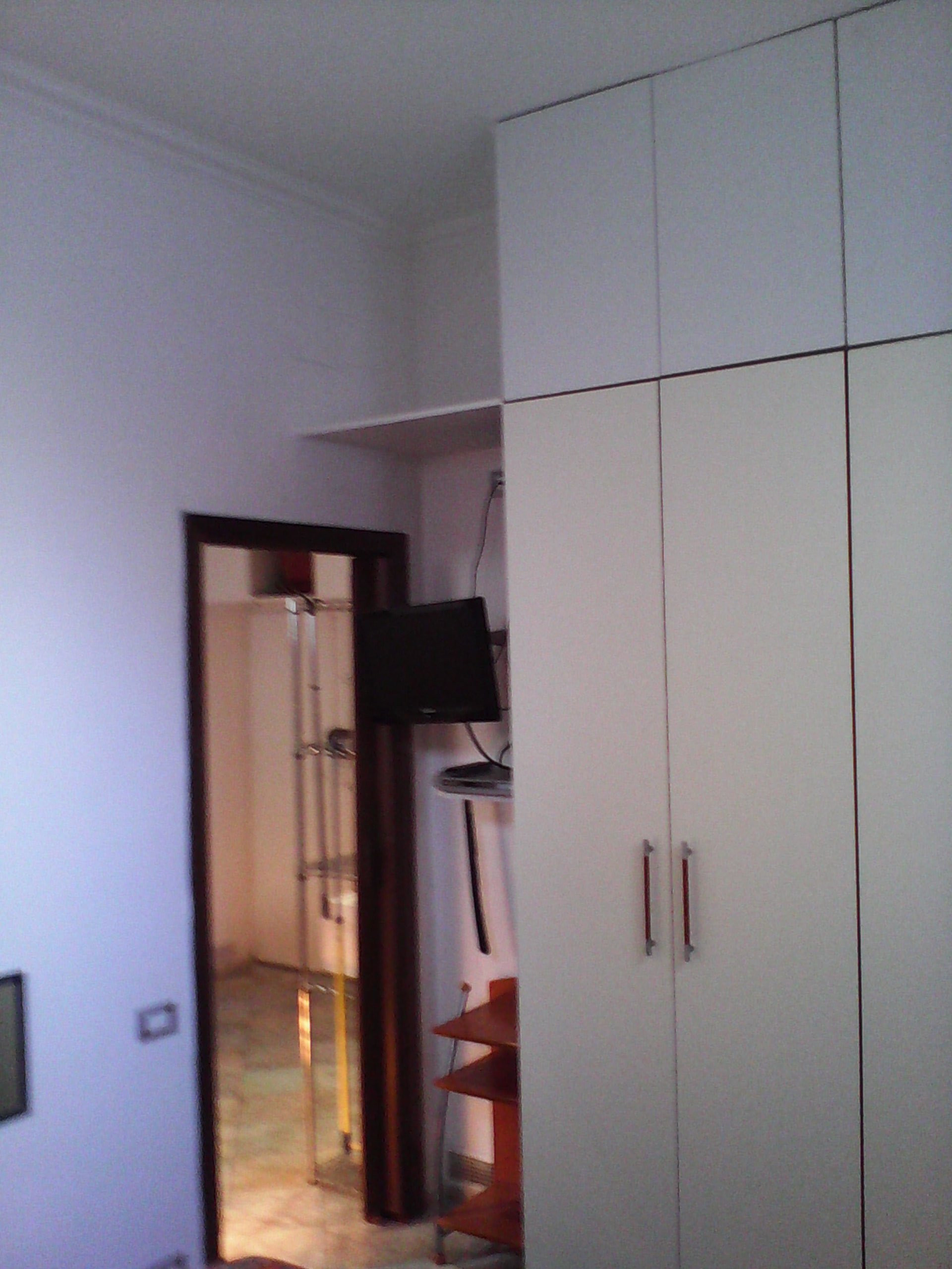 Huge sofagarderobe