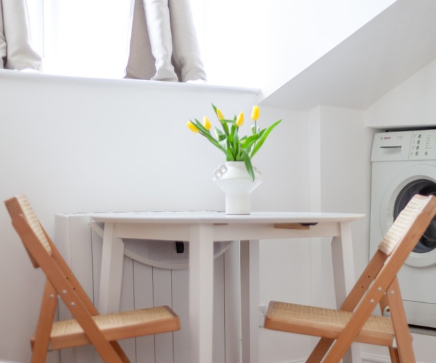 Chic & Charming Attic Studio, Finsbury Park 03
