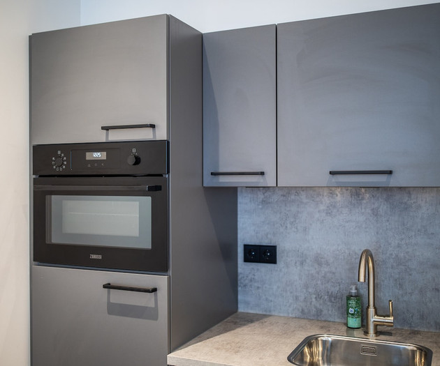 Sleek City Center 2BDR Apartment VP