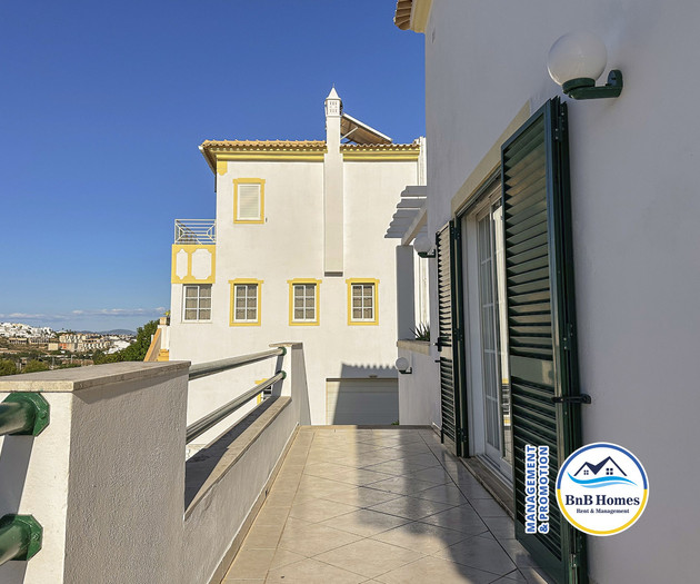 Villa Verde - 4 bedrooms, Marina view, pool & BBQ