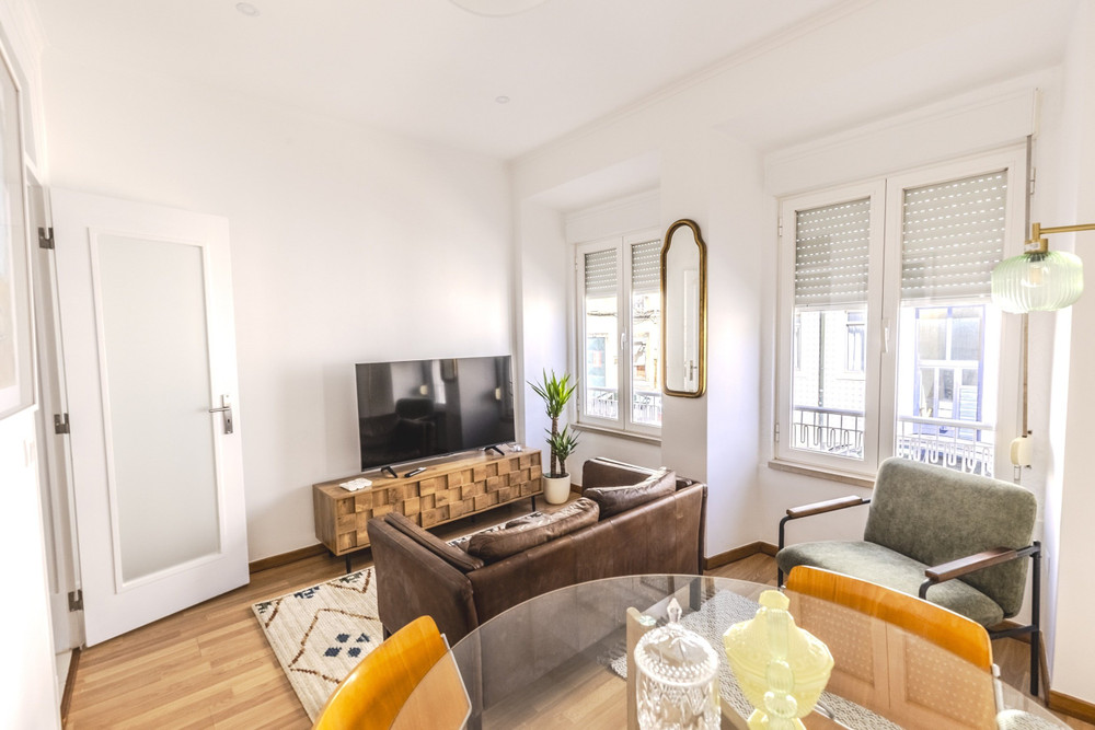 Super Cozy and Quiet Apartment in the Center preview