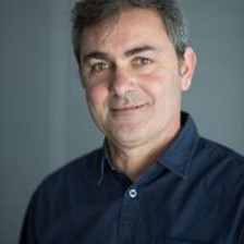 Luís C.