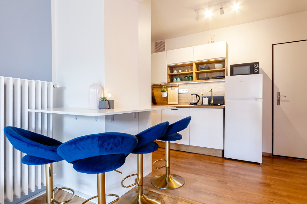 Quaint Indigo Apartment preview
