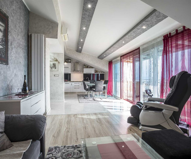 Luxury apartment close to Znjan beach w. sea view