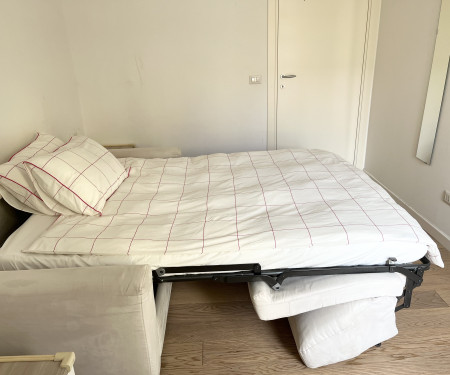 Twin room with 2 single beds in Milan Center