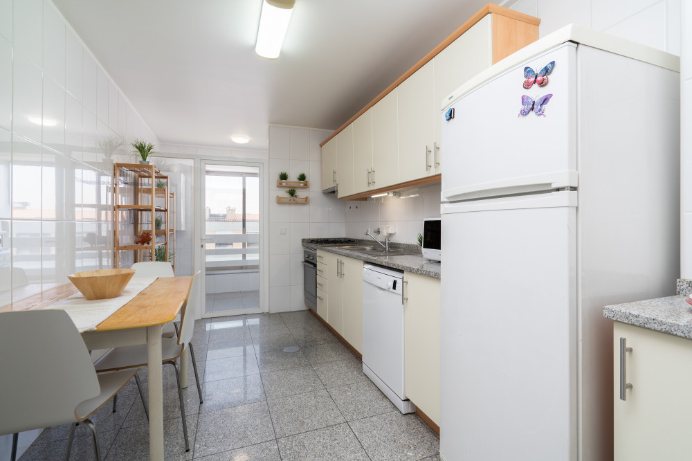 Cozy Sunny Flat w/ Terrace | Sao Joao