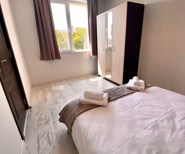 Cozy & Modern Apartment next to Medical University