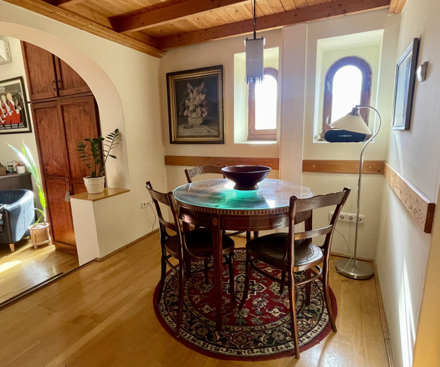 Cosy elegant flat - Servita Square