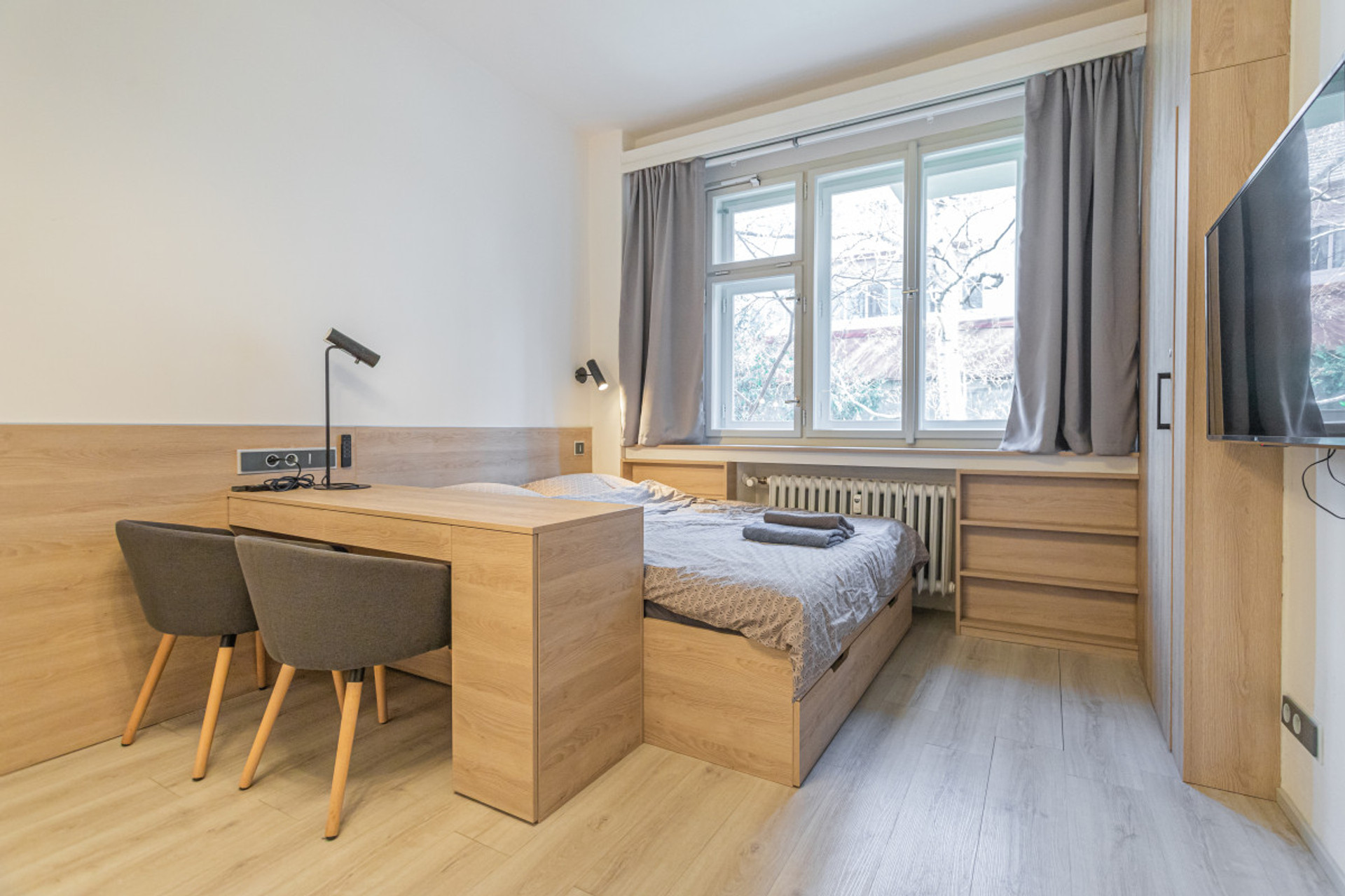 Detail/Working Space & Bed