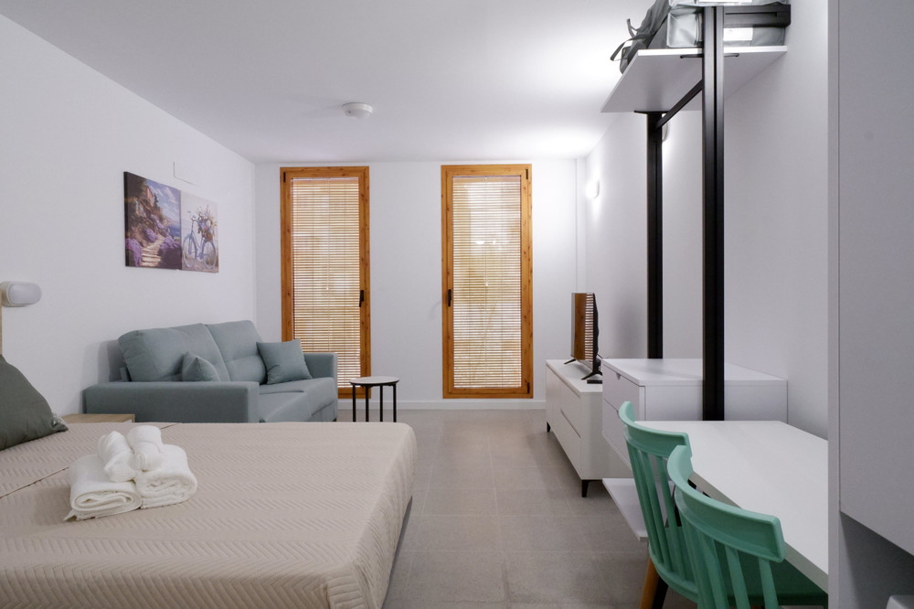 Studio San Pedro 2 preview
