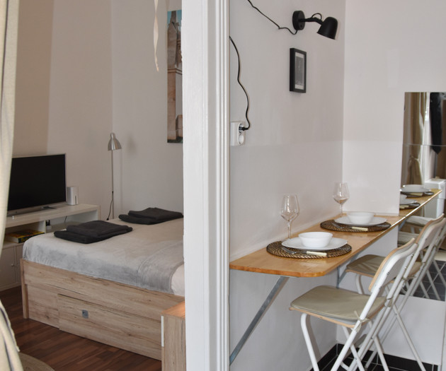 Cosy Top-Floor Retreat in the Heart Budapest