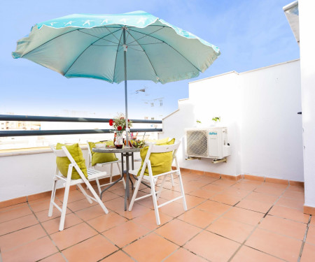 Holidays2Malaga Juan de Mena Studio with terrace.