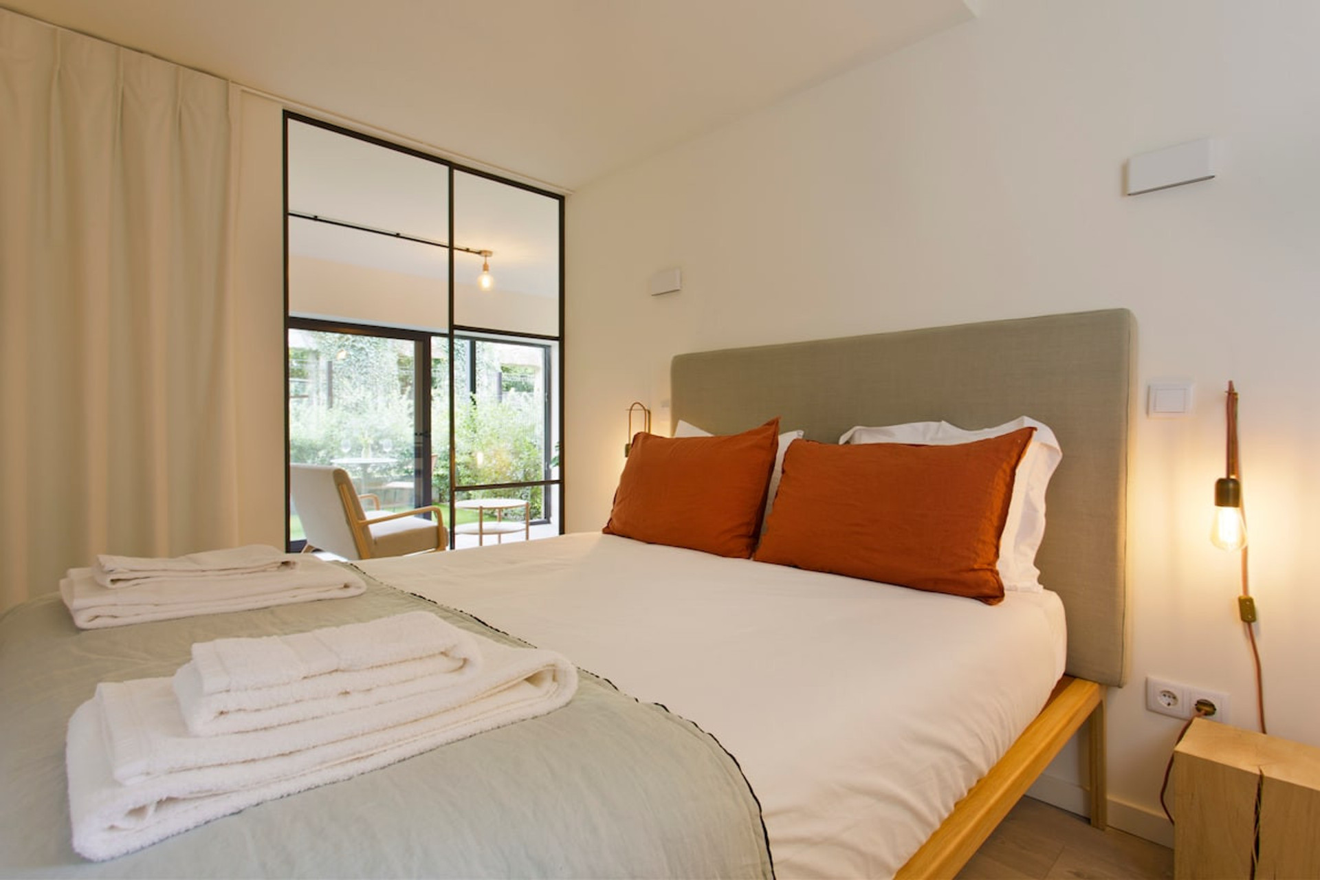 Bedroom image 1
