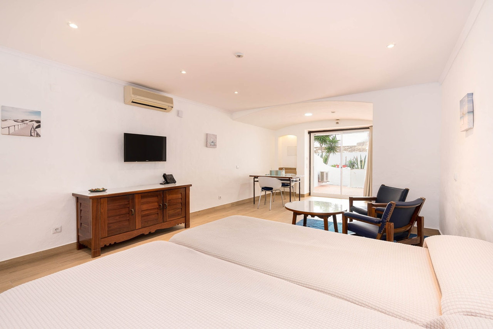 Studio. Apartamentos Borda d´Água.