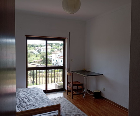 Room in the center of Vila Nova de Poiares