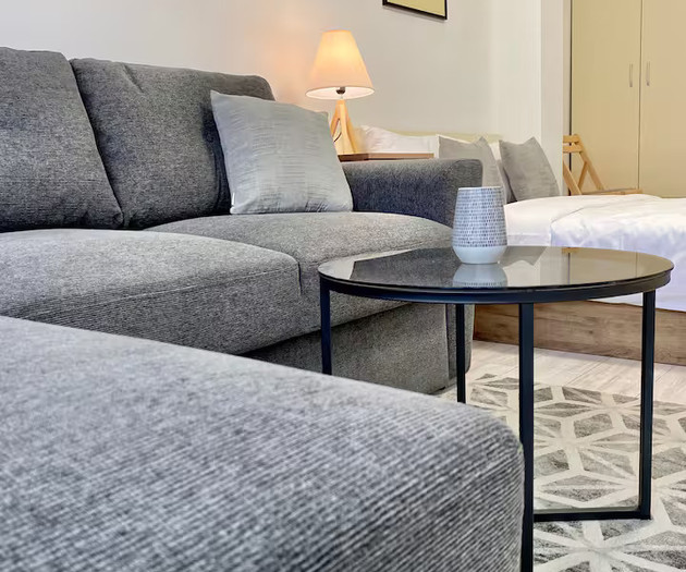 Spacious & Cozy 2 BDR Apartment with Fast Wi-fi