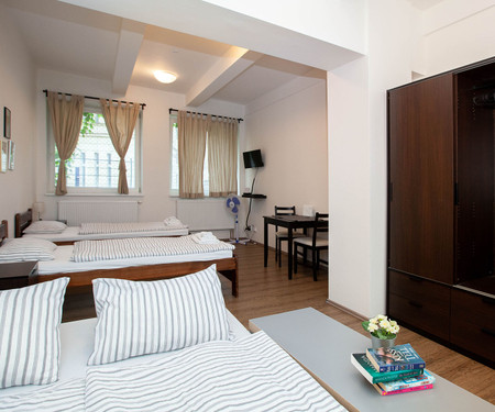 Apartamento para arrendar  - Prague 3