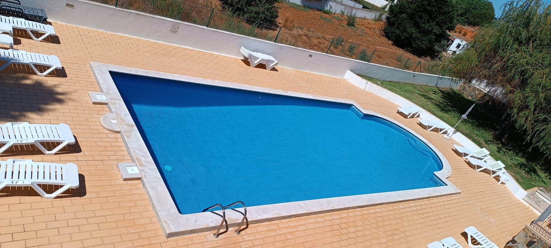 Exterior Pool