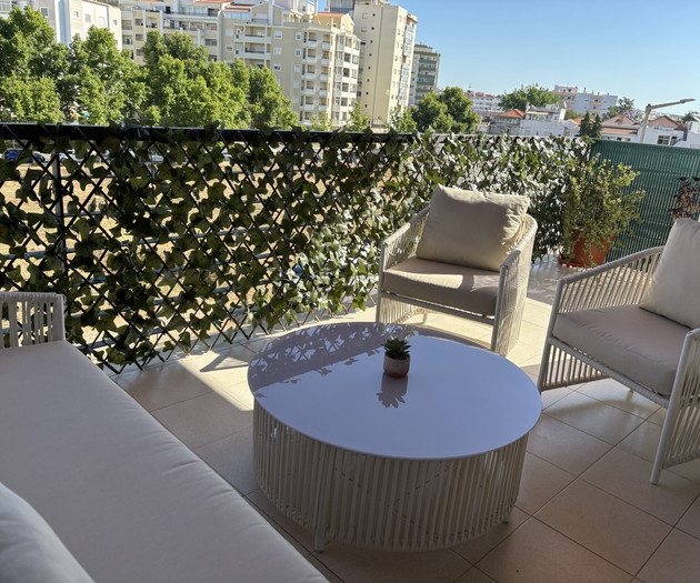Two-Bedroom Apartment in Portimao, Algarve (PT)