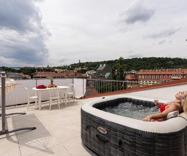Apartamento con jacuzzi y vistas al skyline