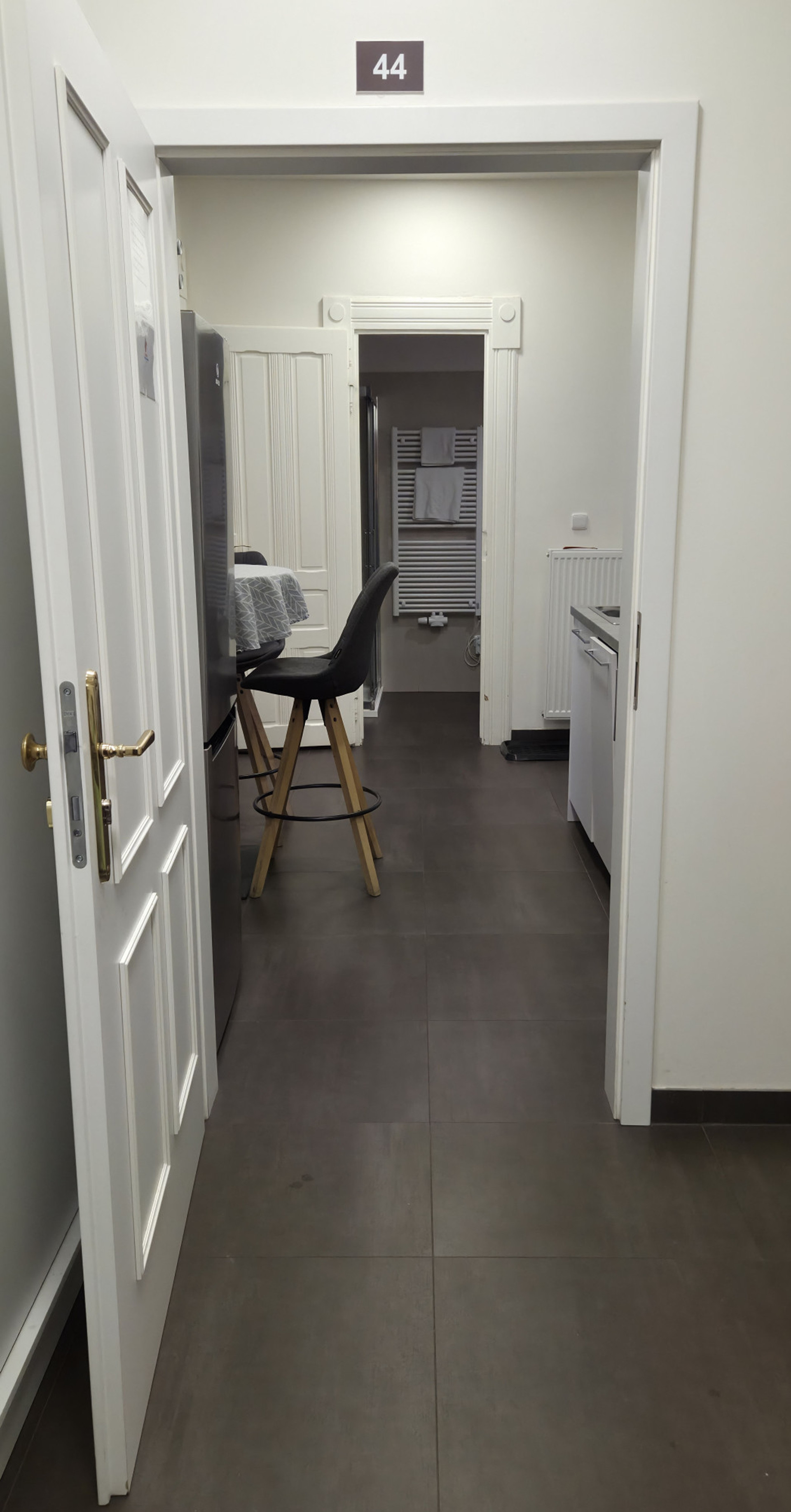 Apartment 44