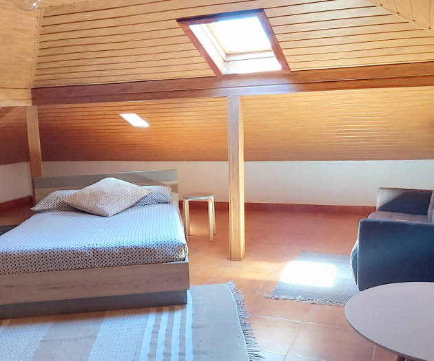 Country Room.
