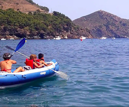 THE BLUE HOUSE OF THE COSTA BRAVA Arlet