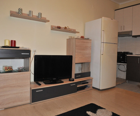 COZY APARTMENT WITH NETFLIX THESSALONIKI