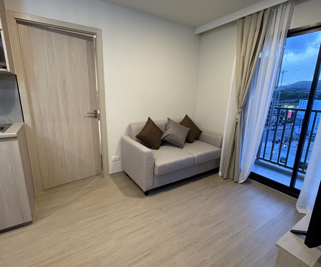 Modern Brand New 2 Bedrooms Condo at quiet corner