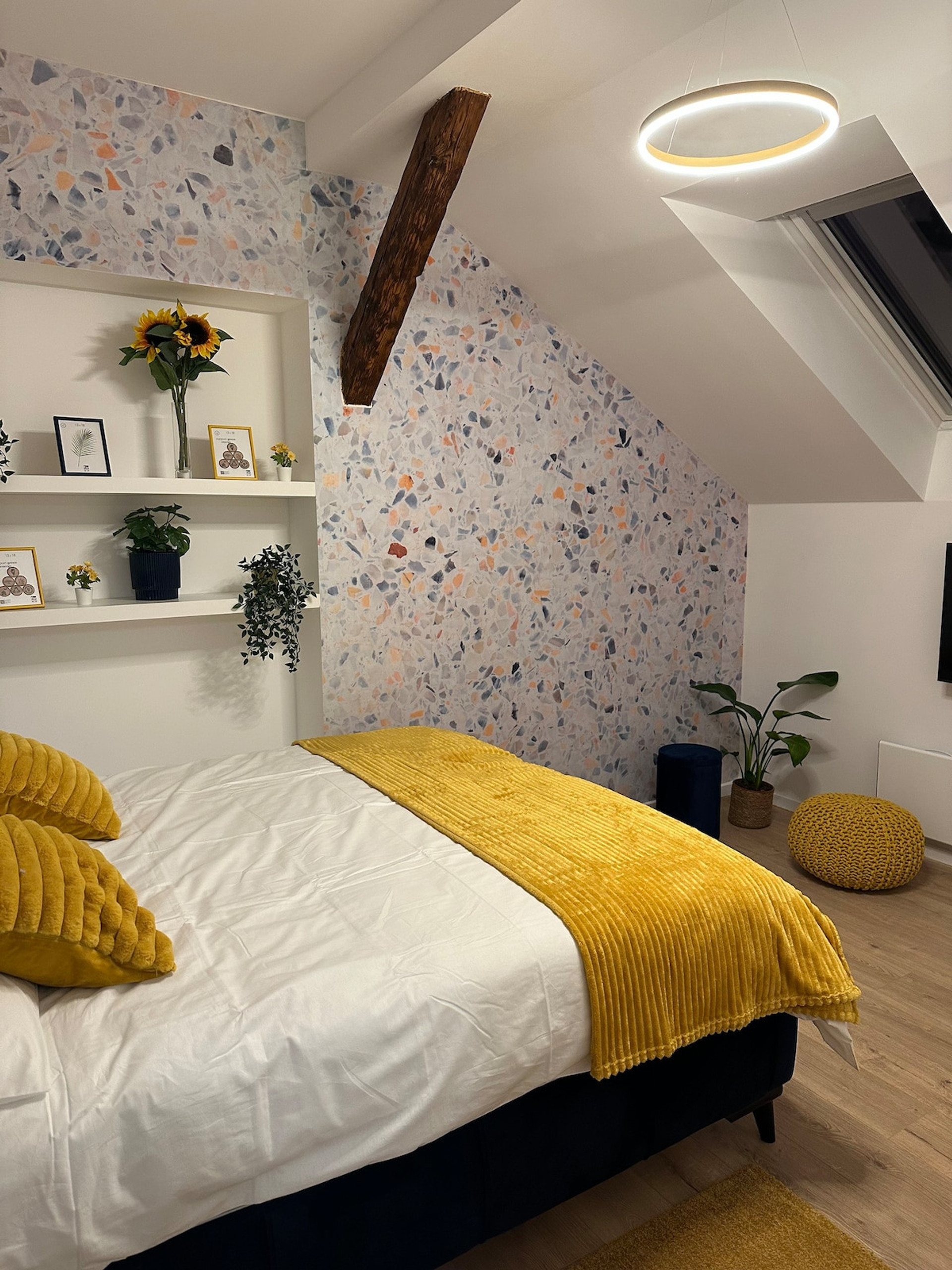Bedroom image 2