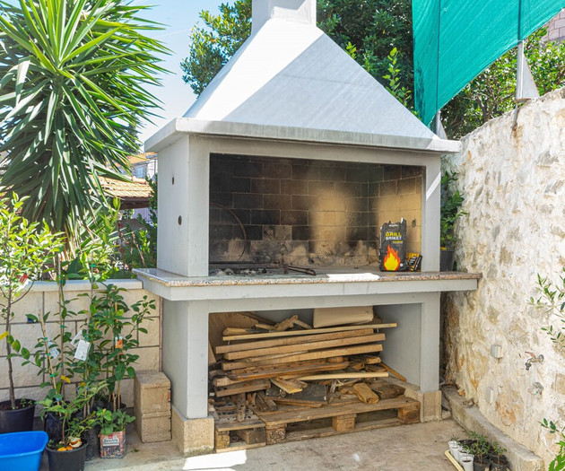 S1 studio next to the beach, with the sea view