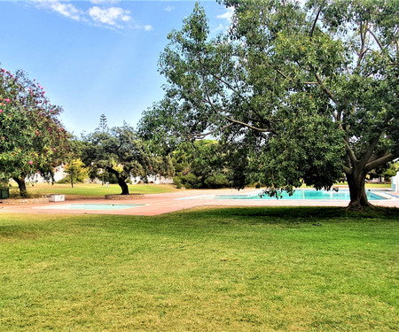 Ouravilanova Beach, Pool & Garden