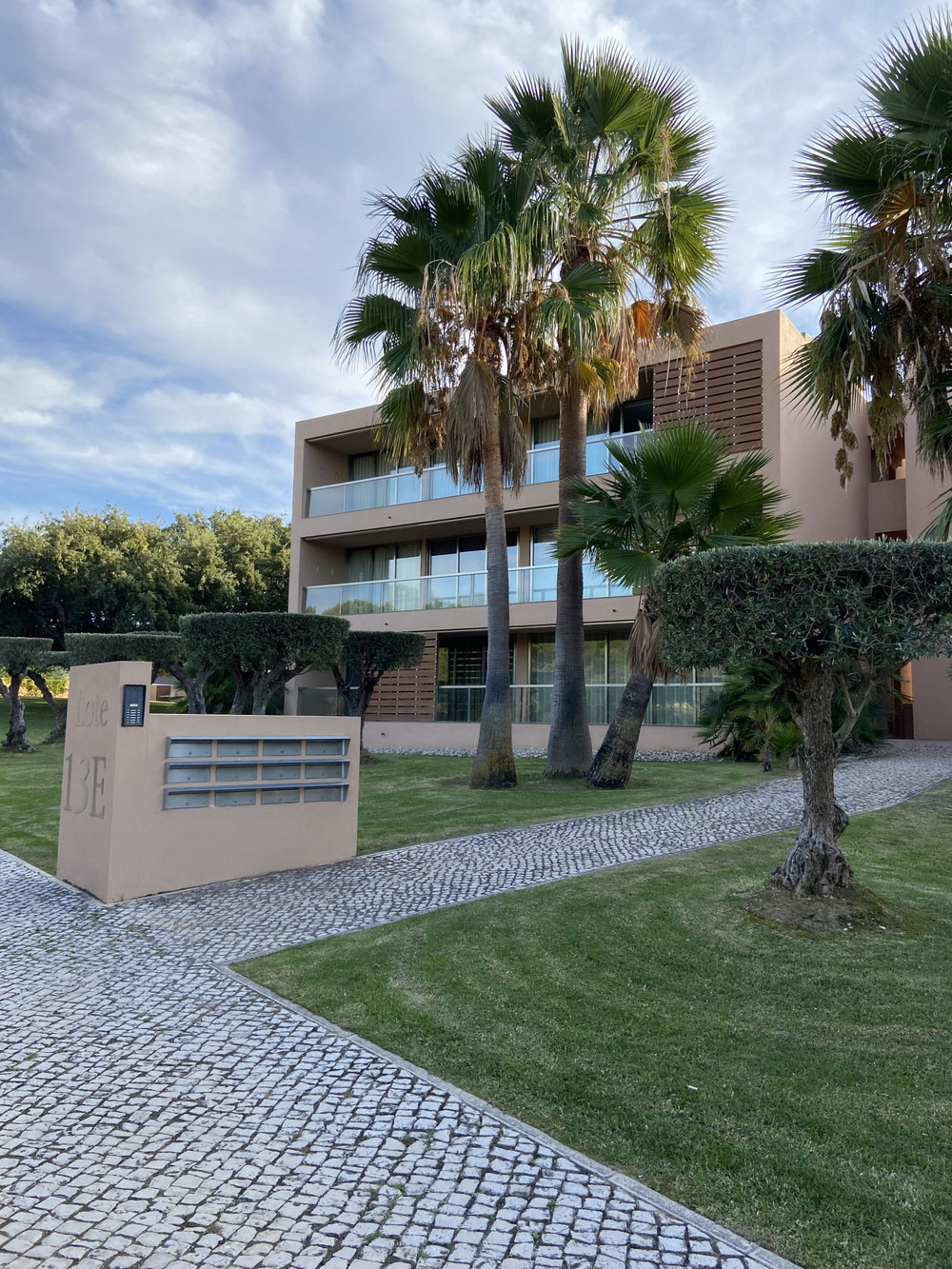 2 bedroom apartment in resort 5 min walk from sea