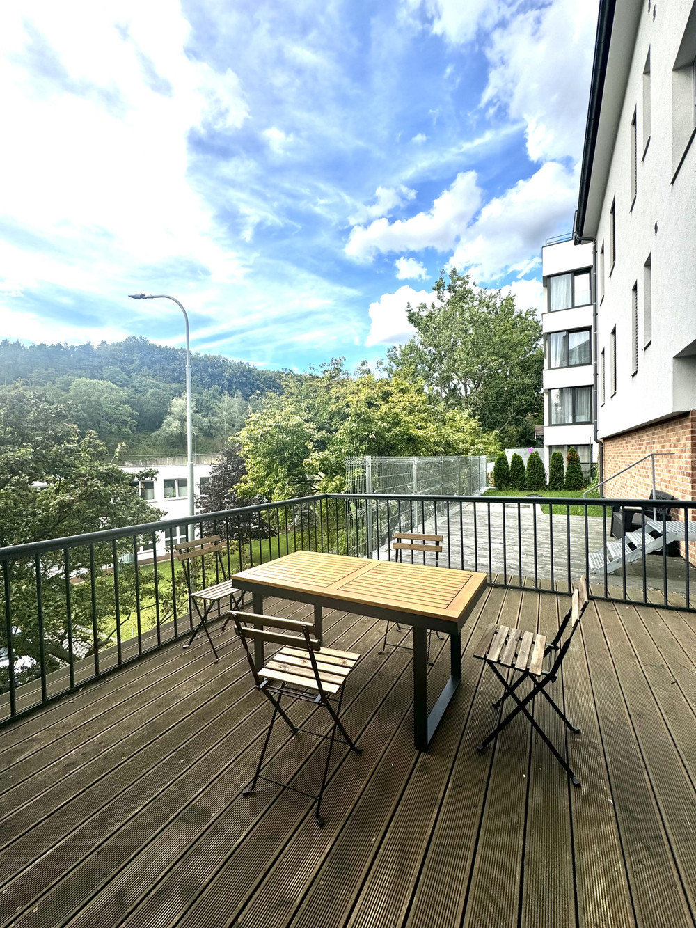 Prostorný byt s terasou a zahrádkou preview