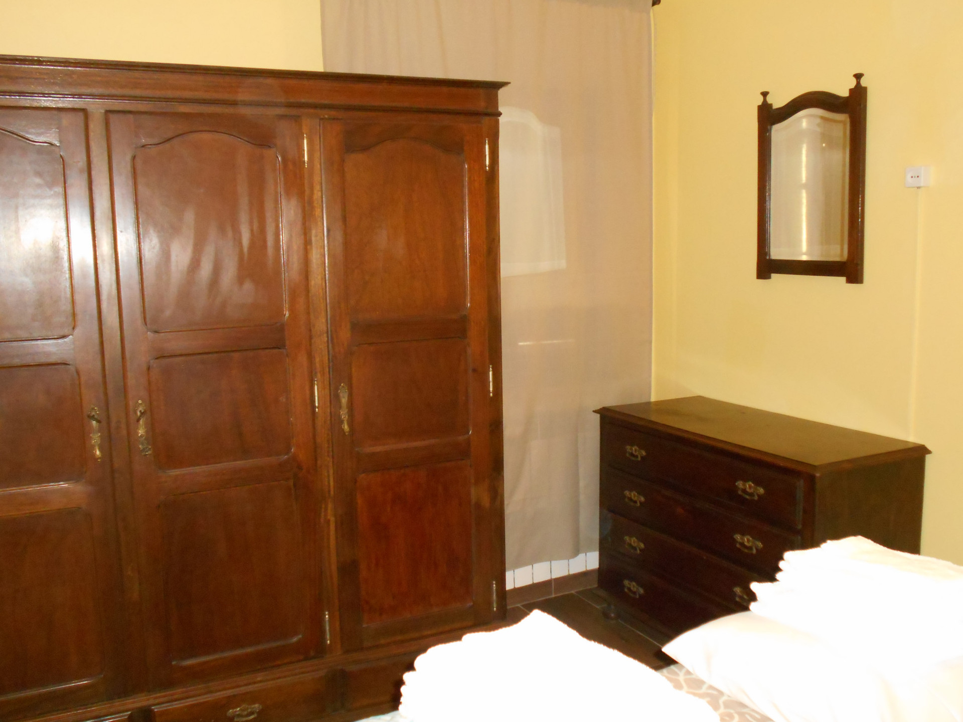 MOBILIA QUARTO N: 1