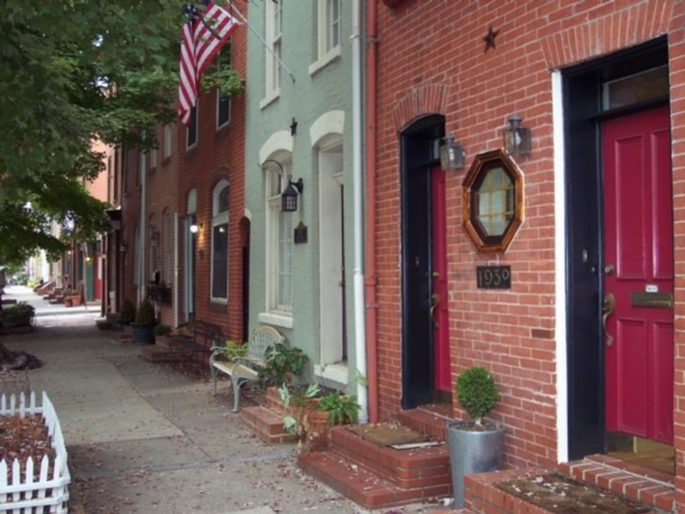 Charming Furnished Apt In Fells Point