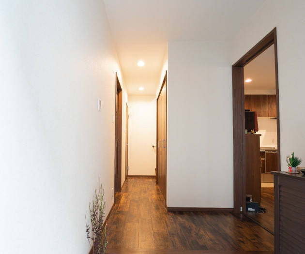 Hallway leading to rooms