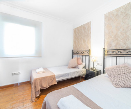 Spacious apartment in the center of Seville.