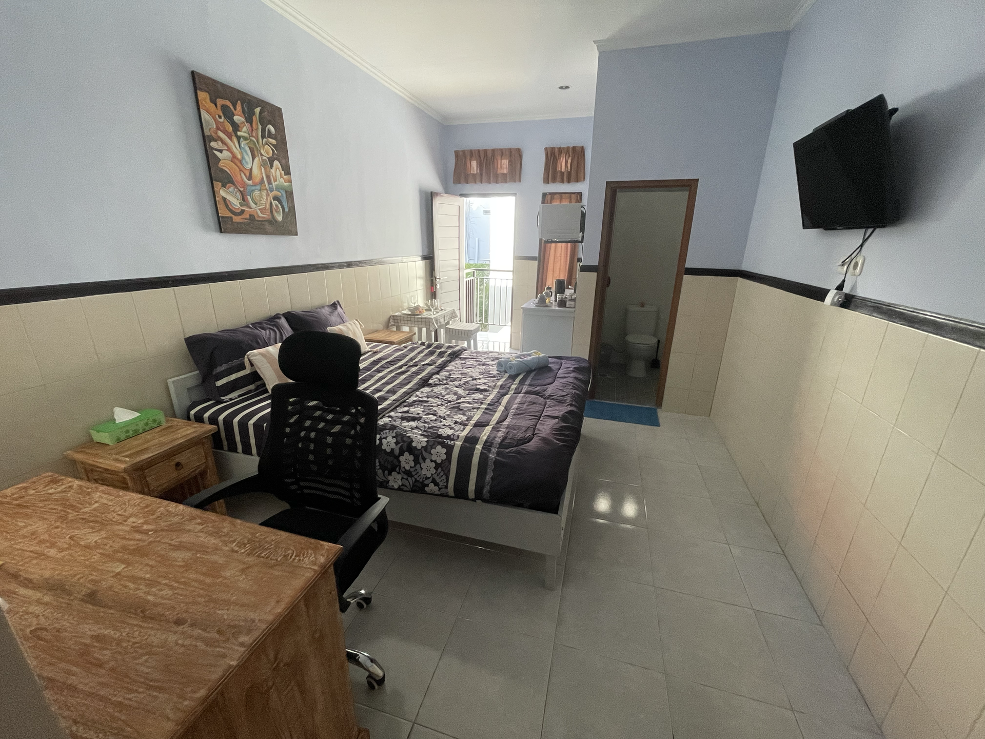 Private Studio Room