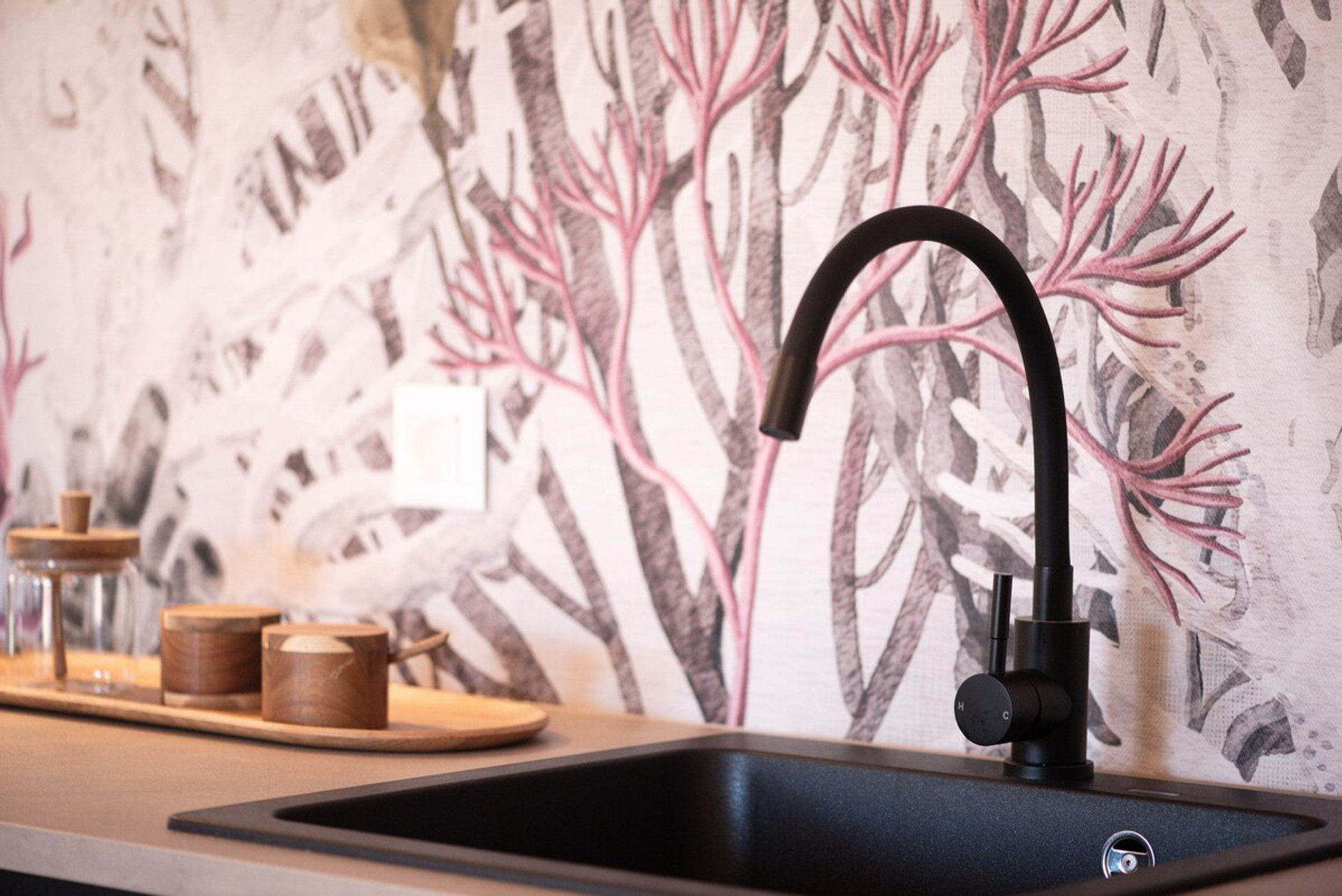 Full kitchen image 2