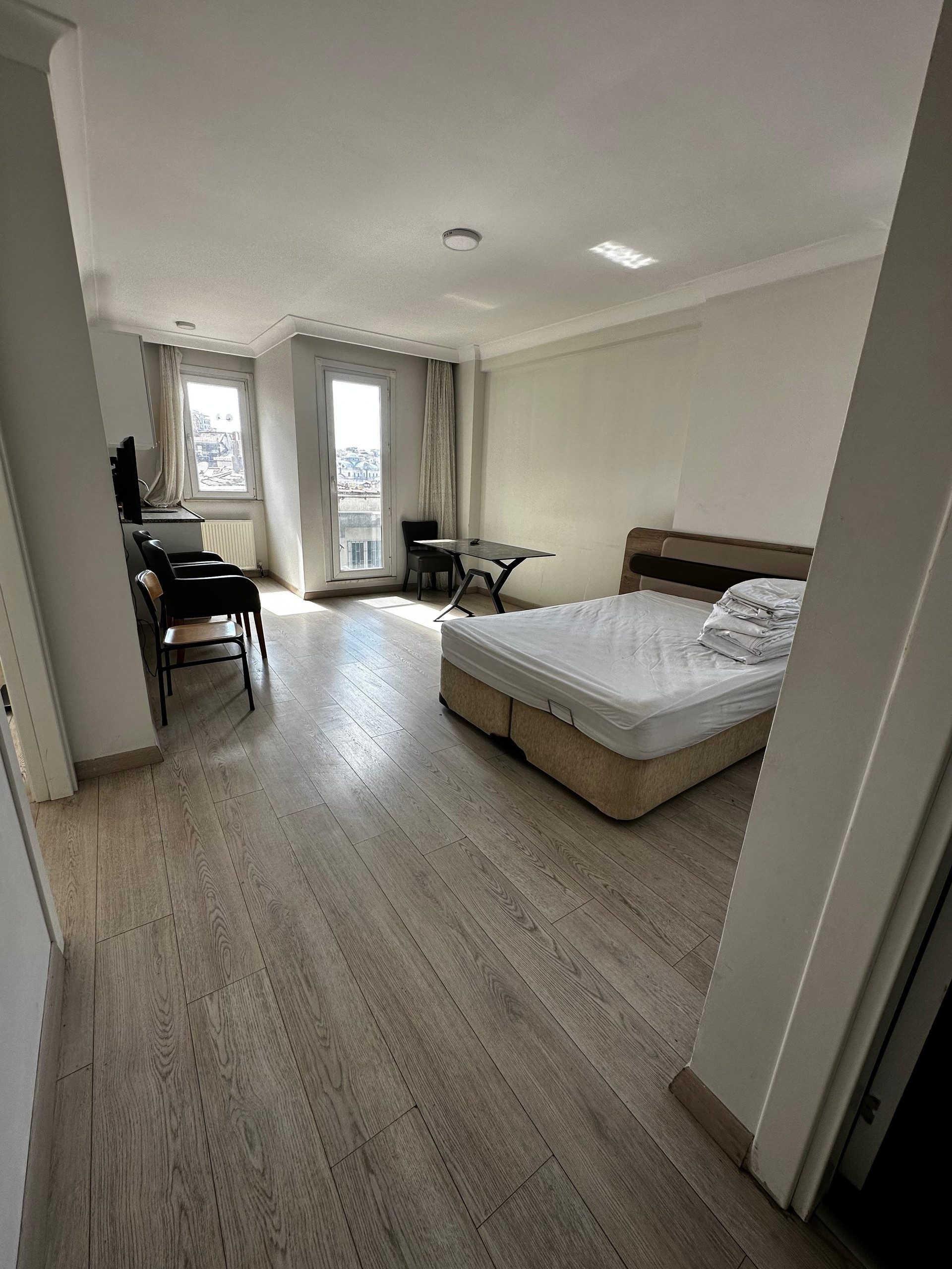 Spacious Room 