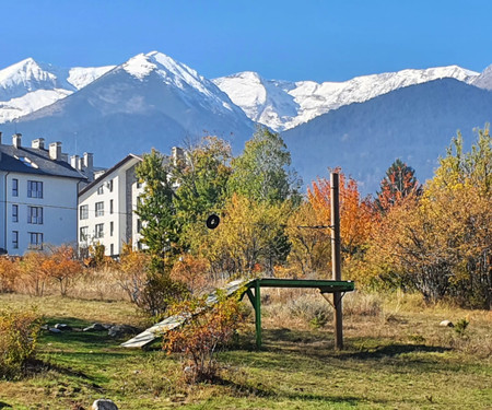 Lovely Mountain View Apartment with Spa