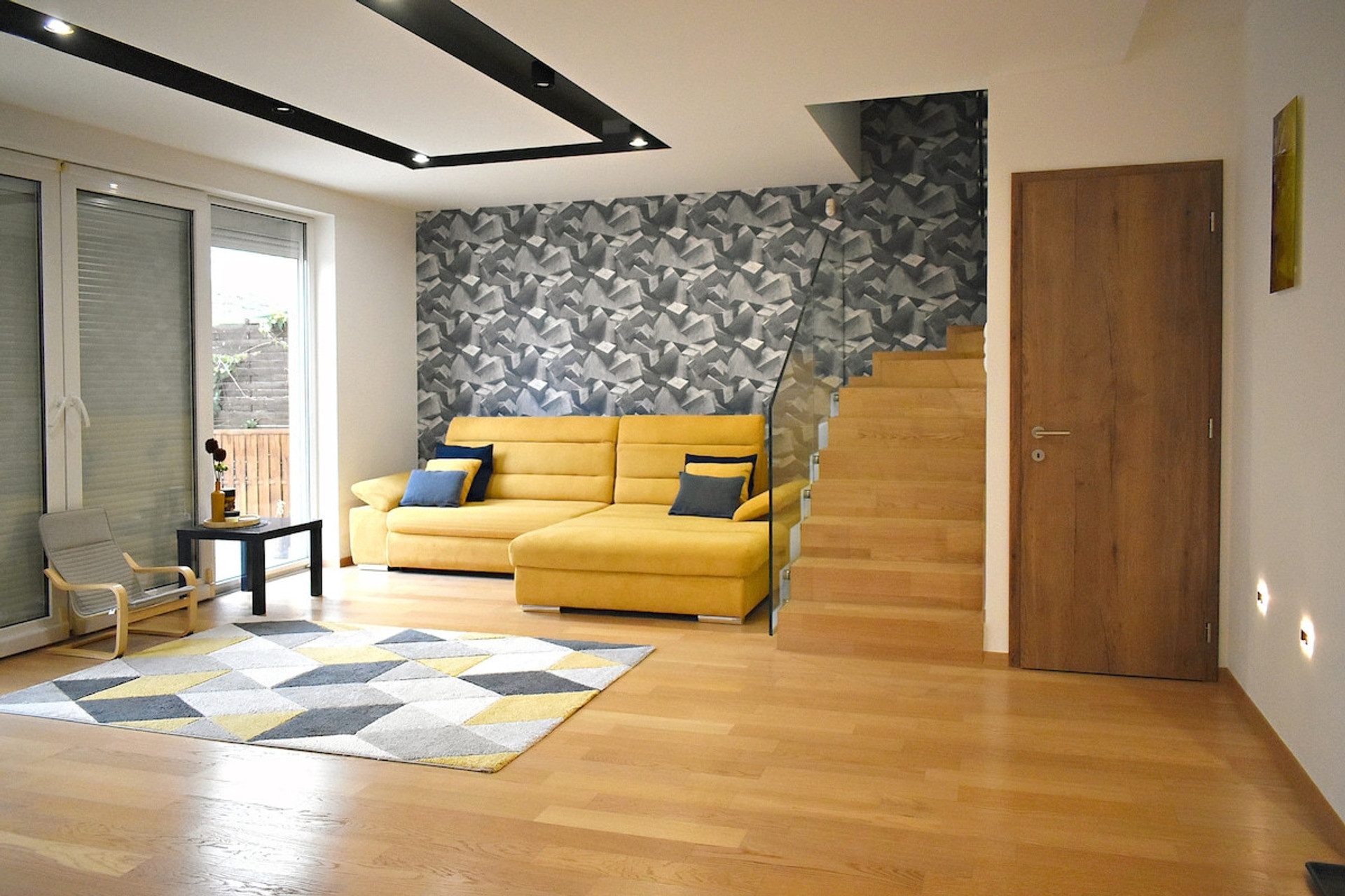 Living room image 2