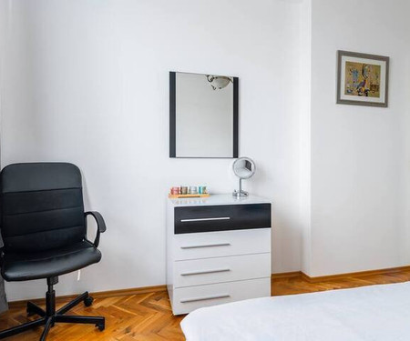 Premium Vitosha Str 2BD White & Blue Apt