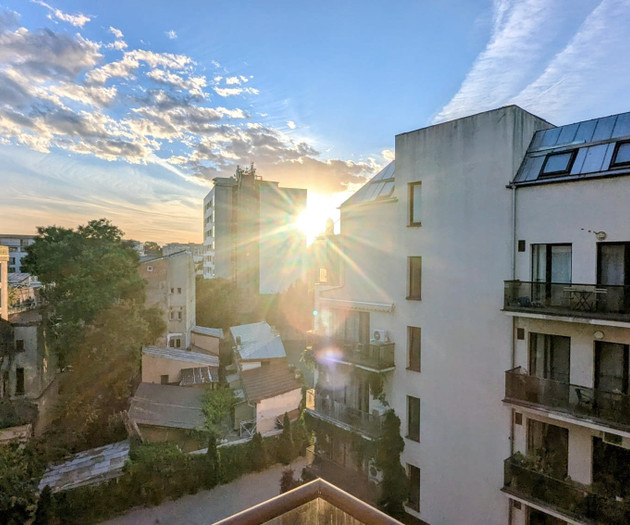 Bright Apartment near Carol Park & Unirii