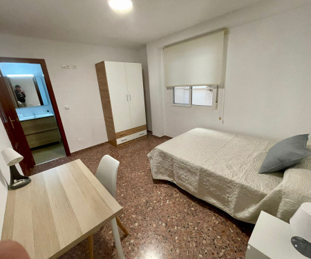 Spacious Apartment 600 m from the UPV in Alcoi