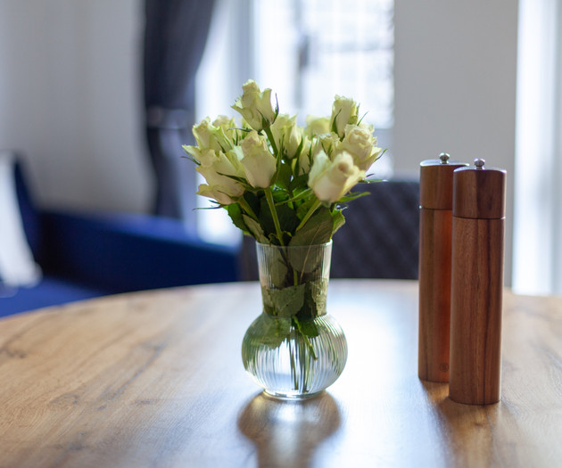 Bright 3 Bed Garden House, Haggerston, Parking
