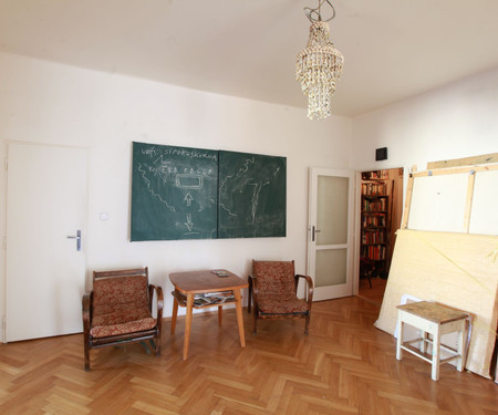 Room 3, Bělohorská - Prague